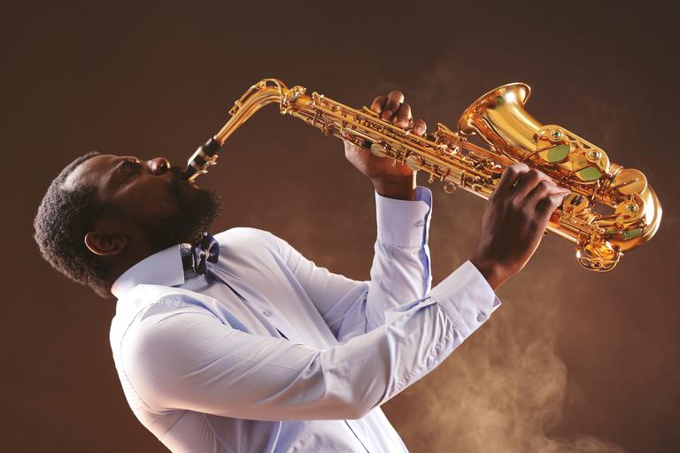Bezielde saxofonist als metafoor voor bezielde medewerkers